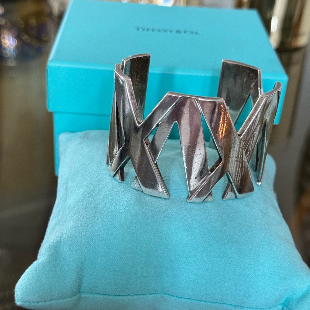 Beautiful Tiffany sterling silver cuff